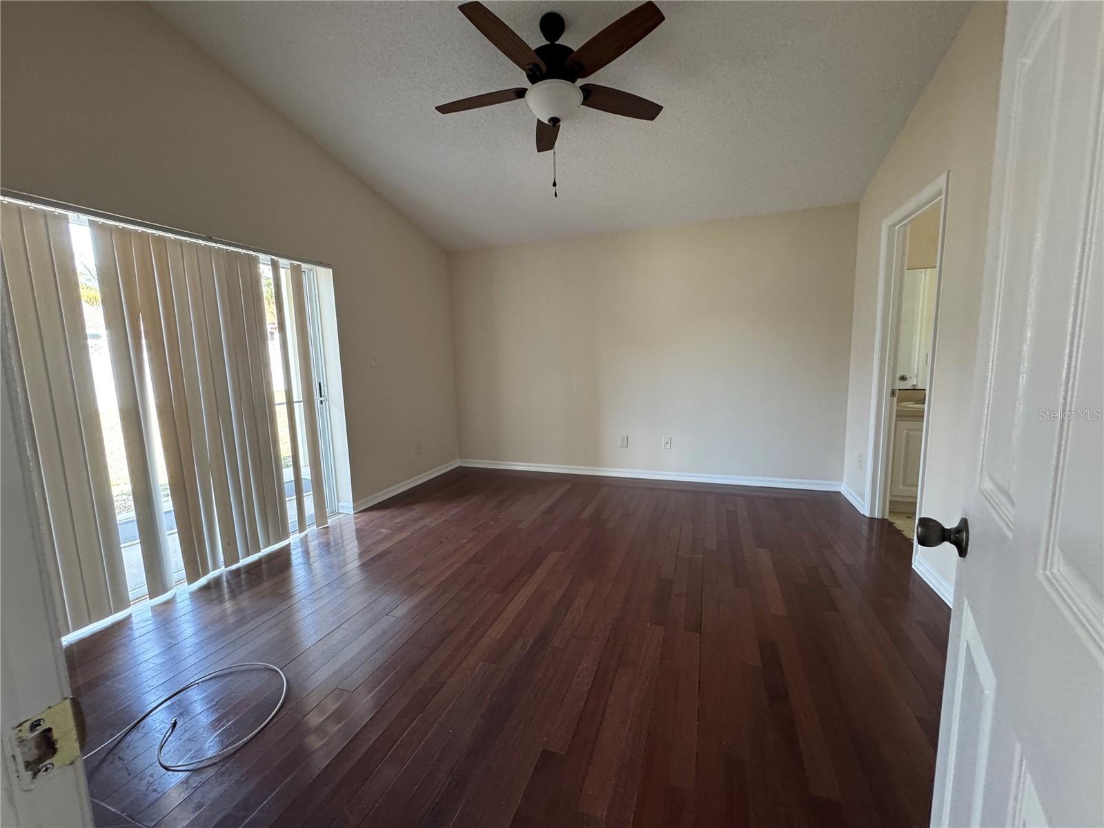 Image 8 of 13 For 4436 Middleburg Court