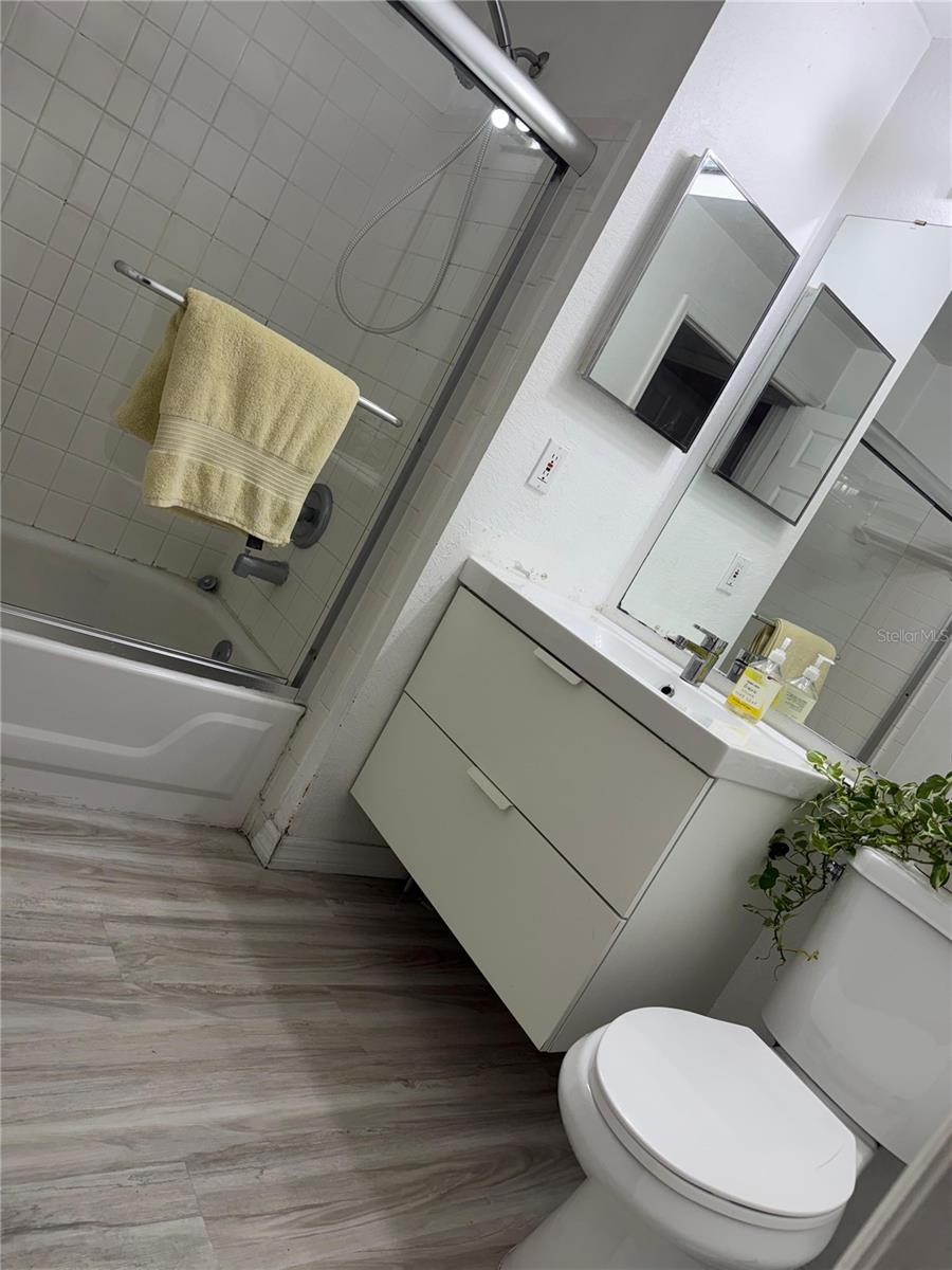 Image 14 of 46 For 7630 Pissarro Drive 16308