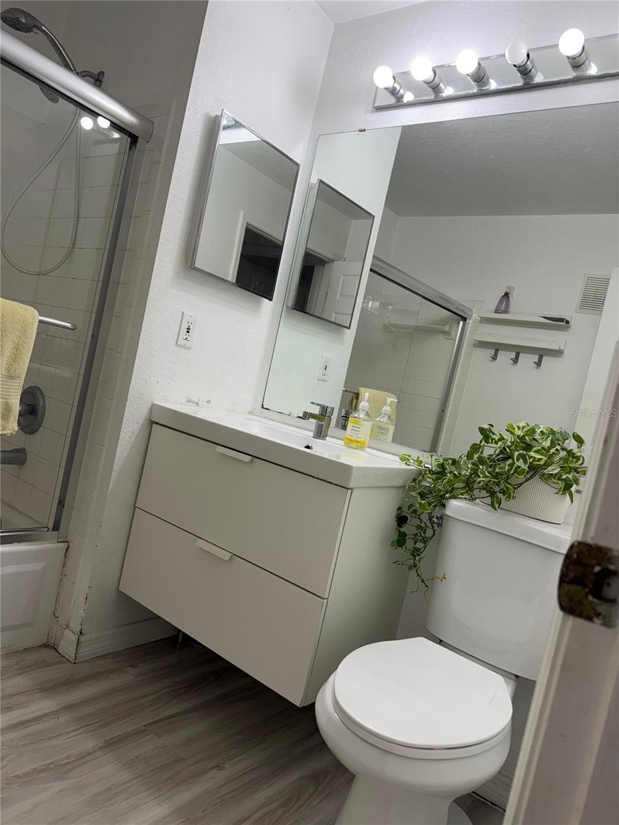 Image 16 of 46 For 7630 Pissarro Drive 16308