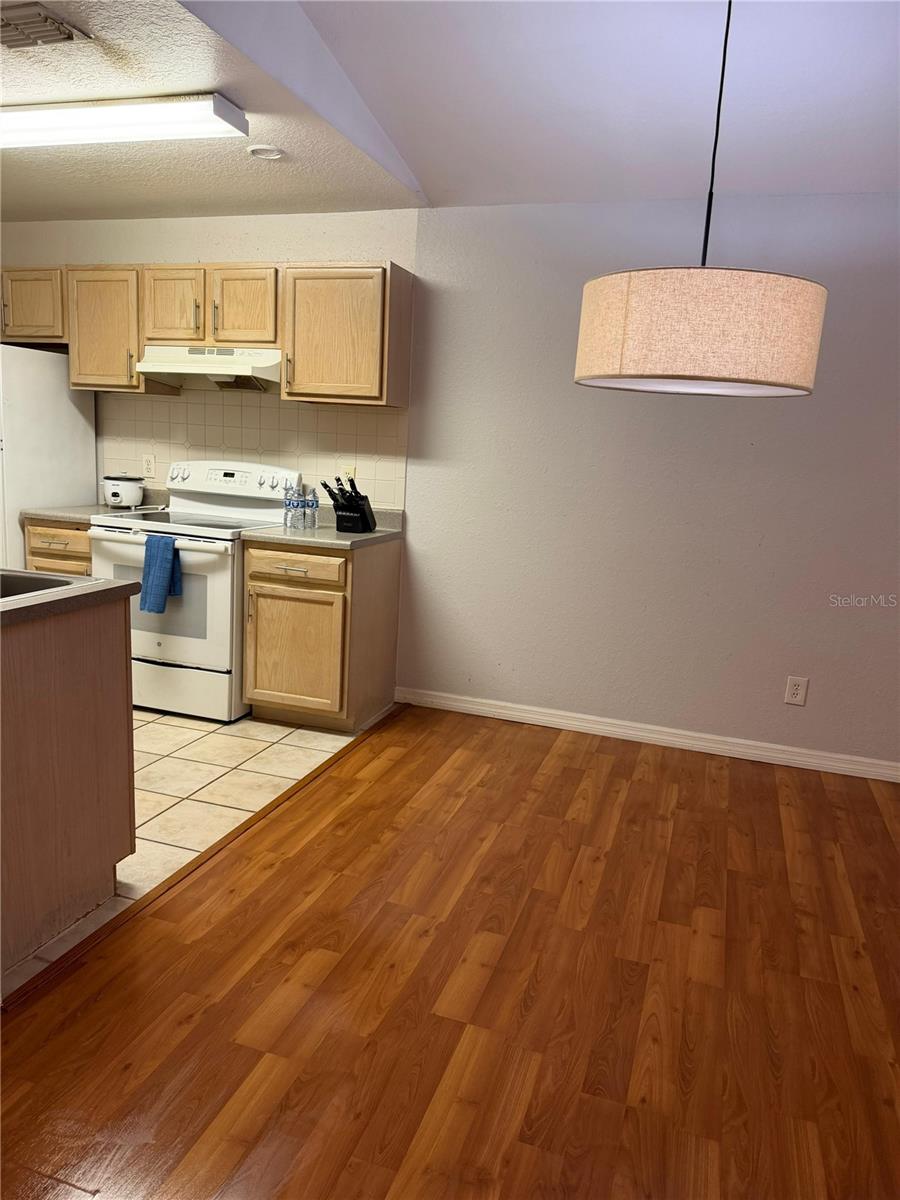 Image 6 of 46 For 7630 Pissarro Drive 16308