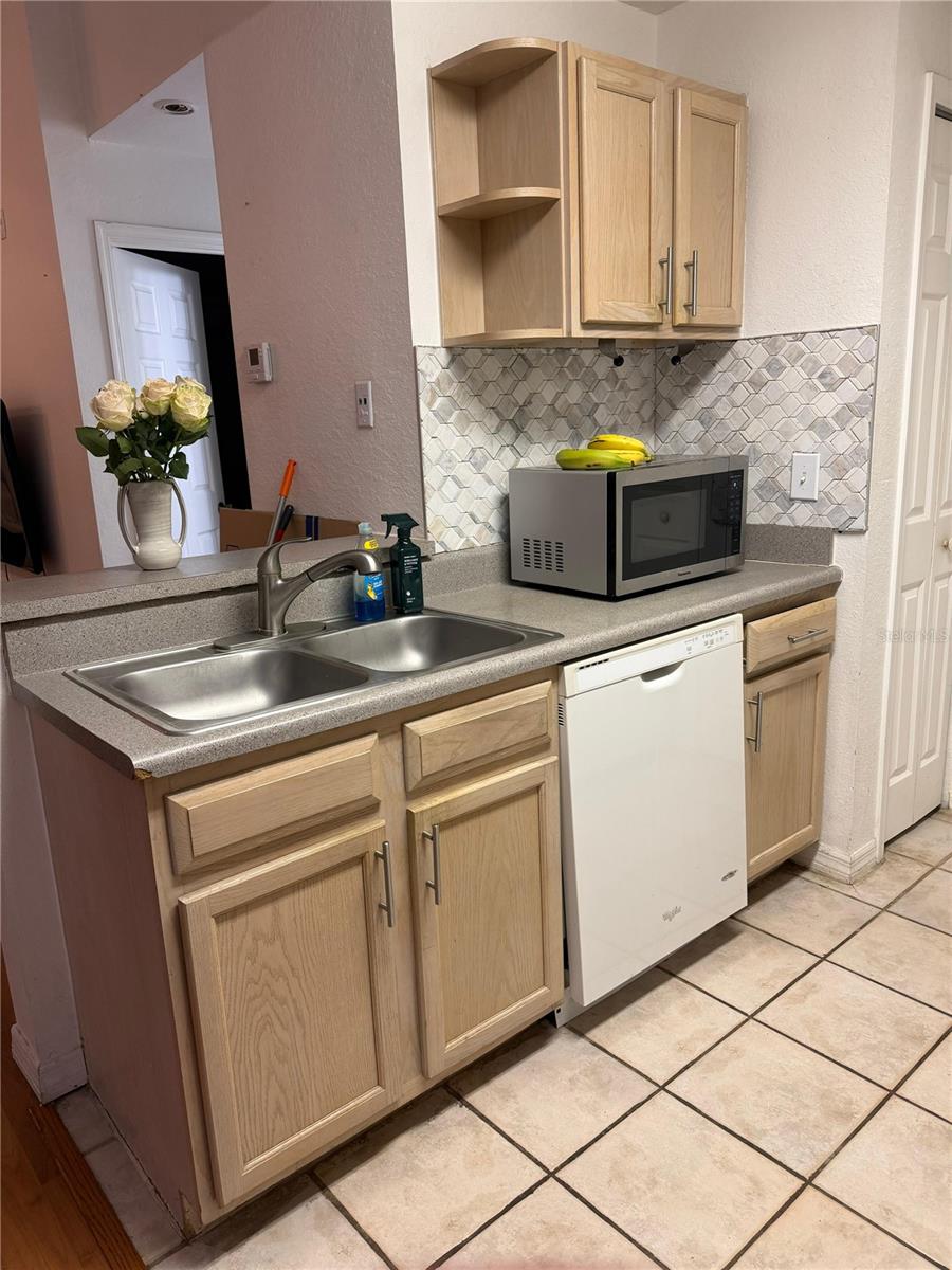 Image 7 of 46 For 7630 Pissarro Drive 16308