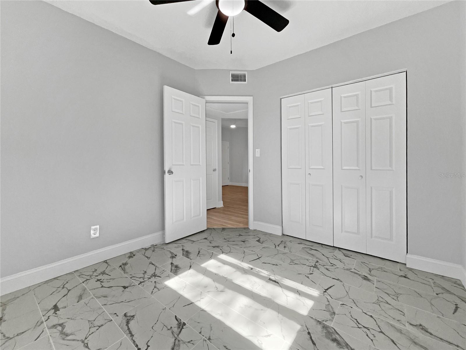 Image 13 of 23 For 10512 51st Terrace N