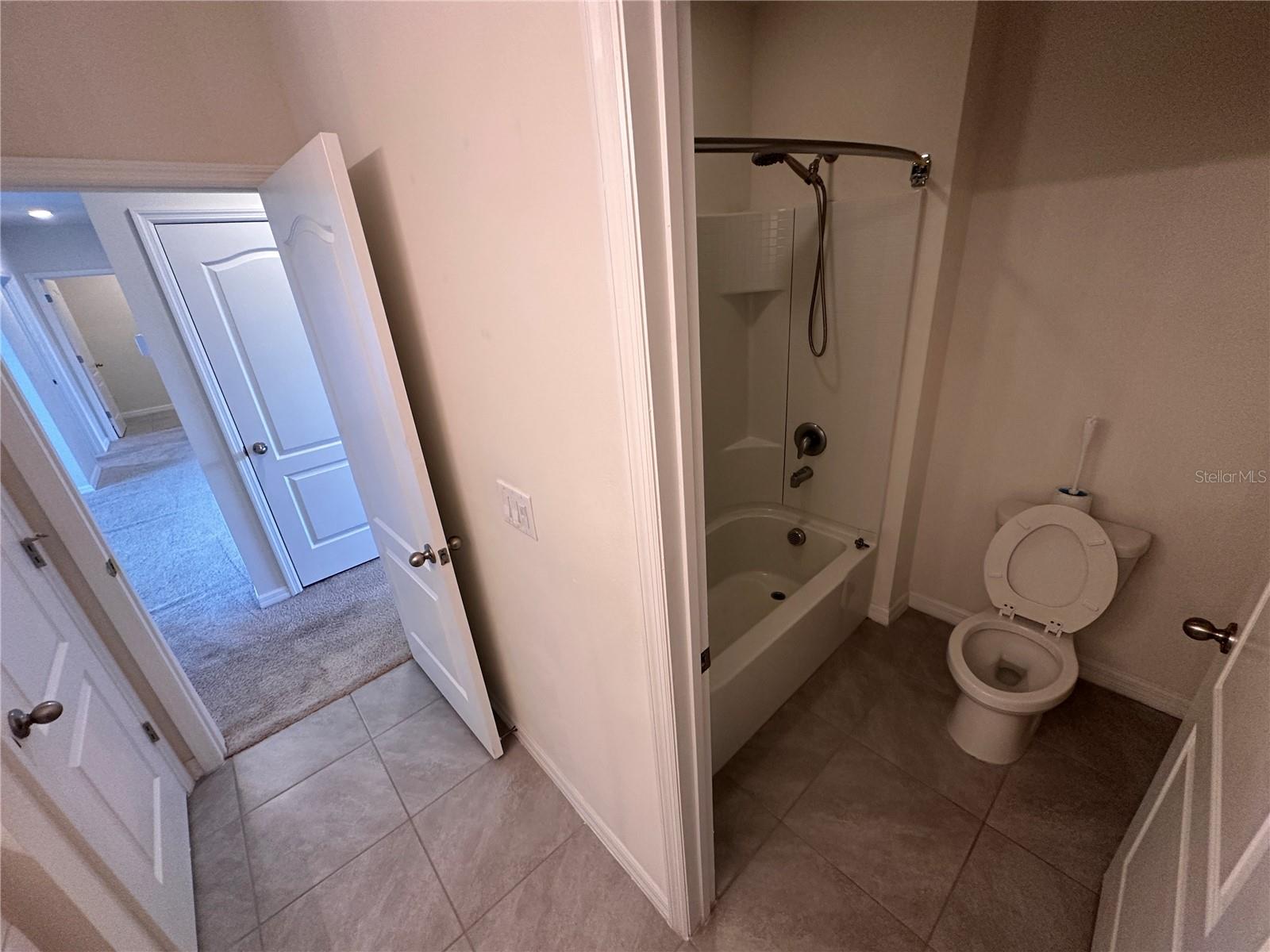 Image 34 of 43 For 4186 Looking Glass Place