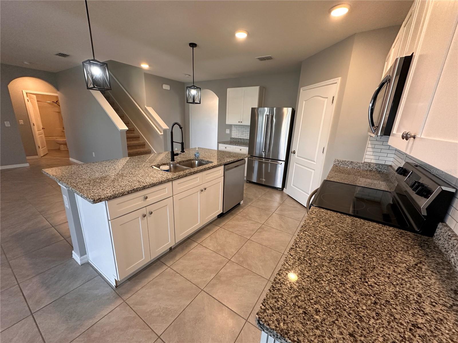 Image 6 of 43 For 4186 Looking Glass Place