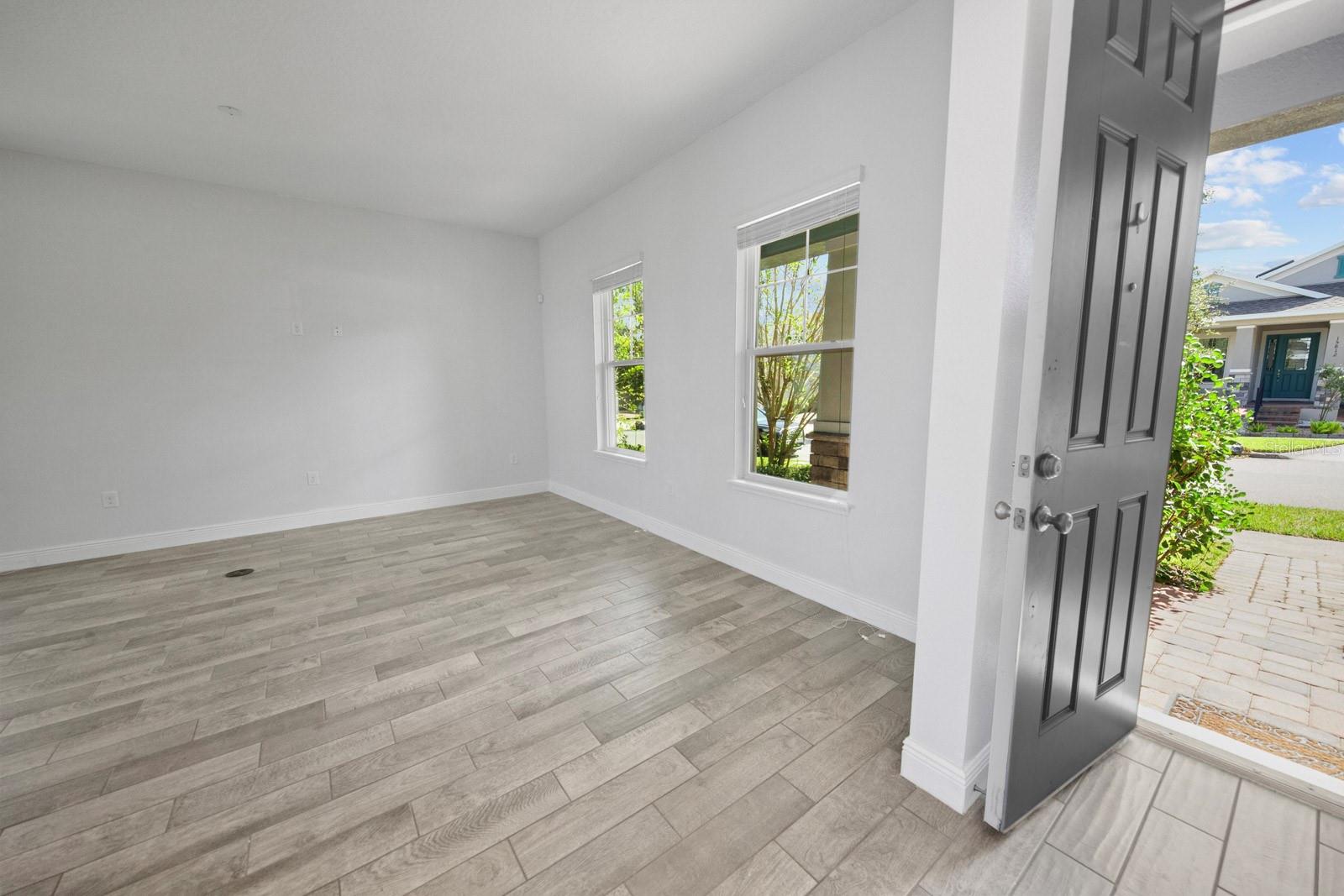 Image 6 of 60 For 15813 Sweet Lemon Way