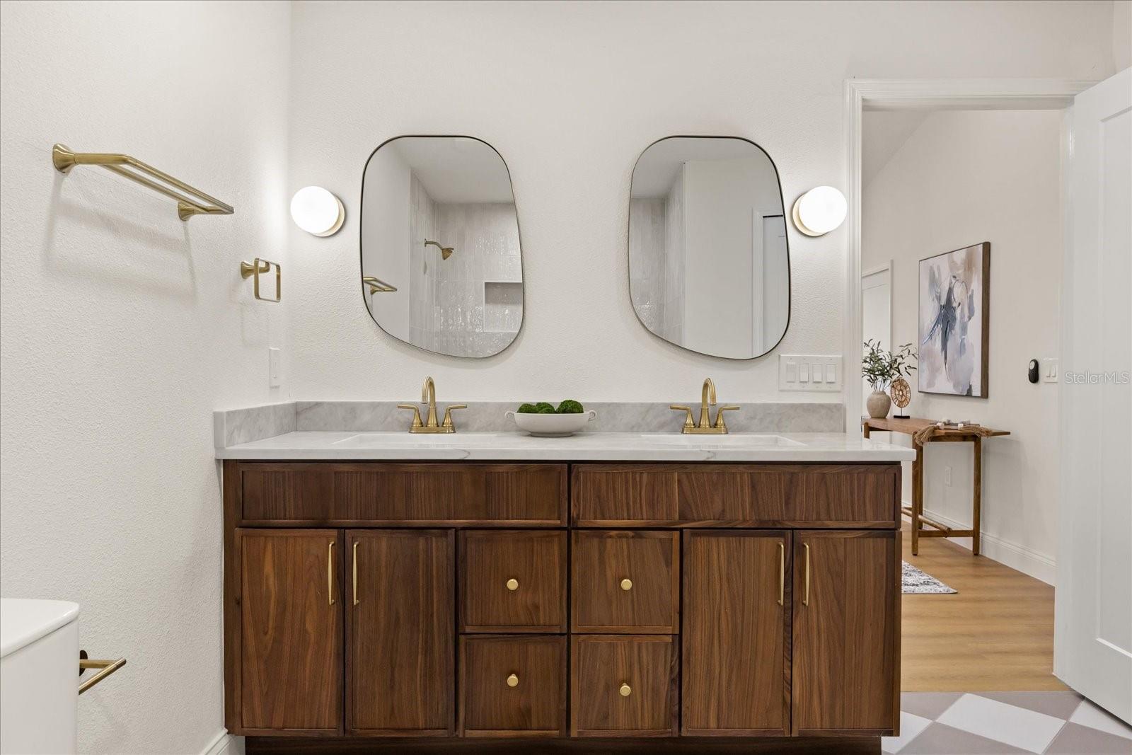 Image 35 of 46 For 1108 Fairway Drive