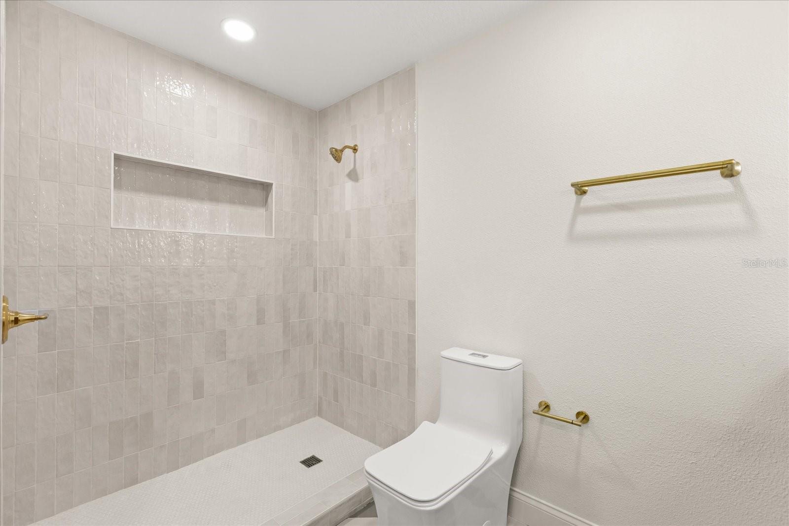 Image 36 of 46 For 1108 Fairway Drive