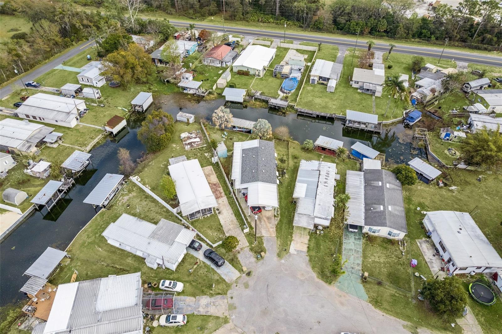 Image 25 of 34 For 26142 Rose Lane