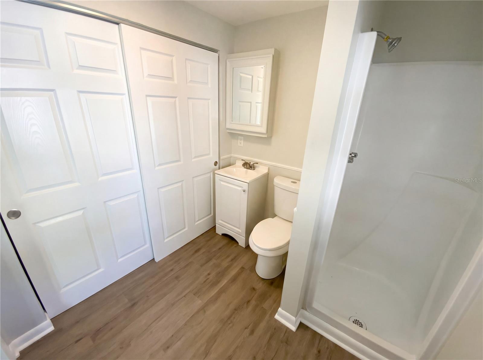 Image 16 of 29 For 8632 94th Street