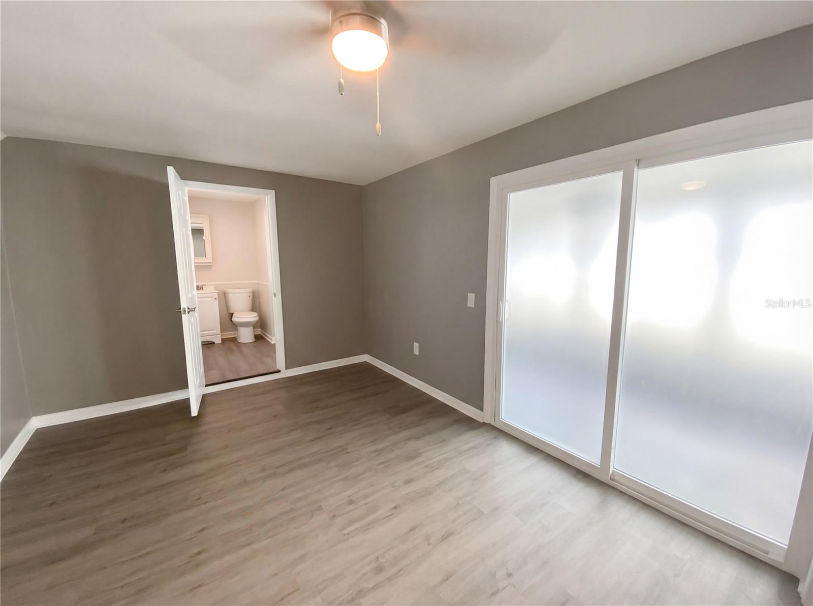 Image 17 of 29 For 8632 94th Street