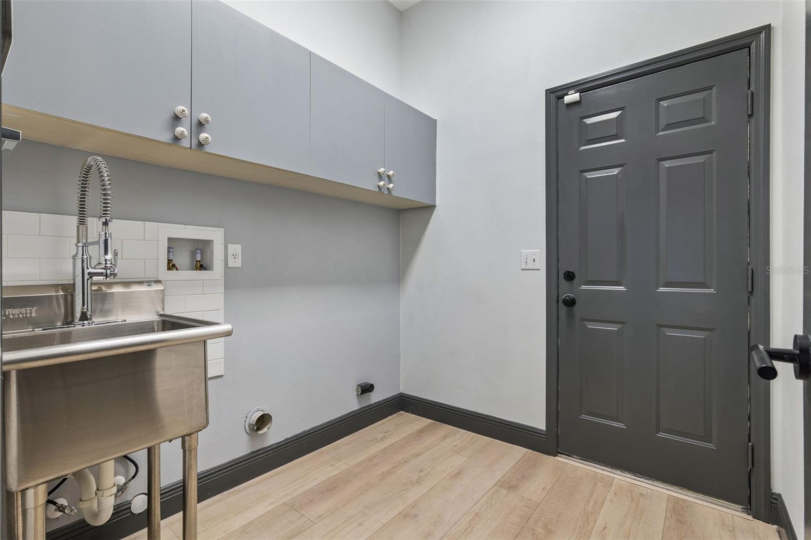 Image 30 of 36 For 3568 Alcove Court