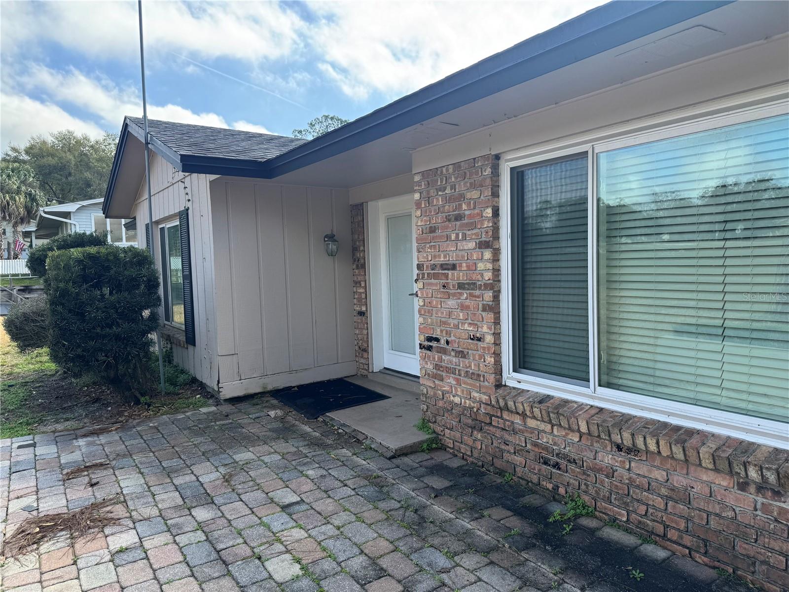 Image 12 of 60 For 1652 Palm Hill Drive