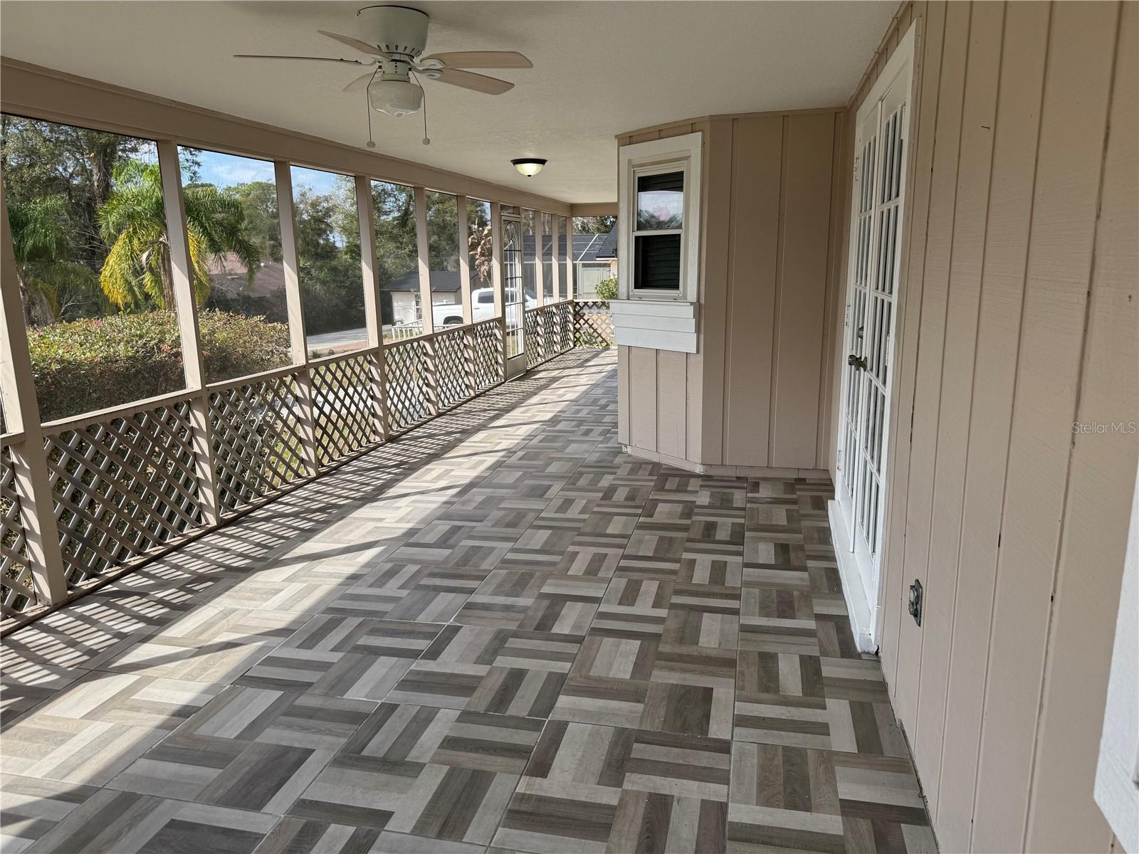 Image 18 of 60 For 1652 Palm Hill Drive