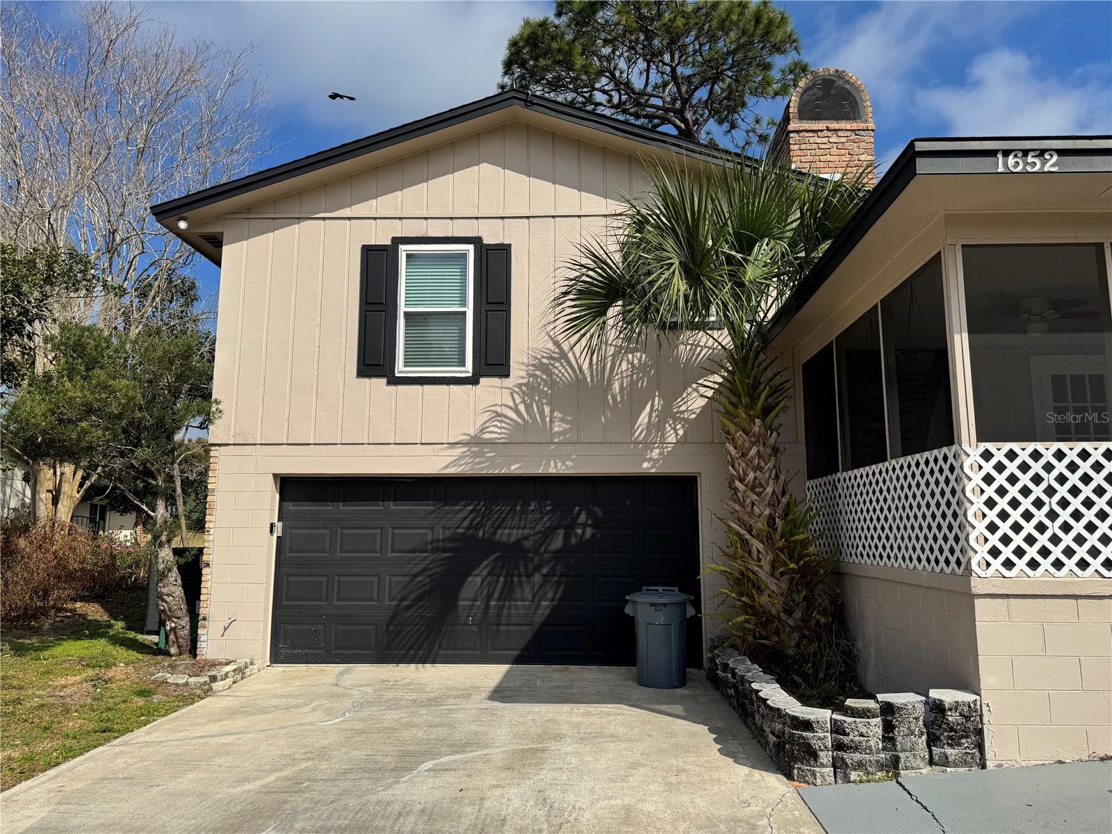 Image 3 of 60 For 1652 Palm Hill Drive