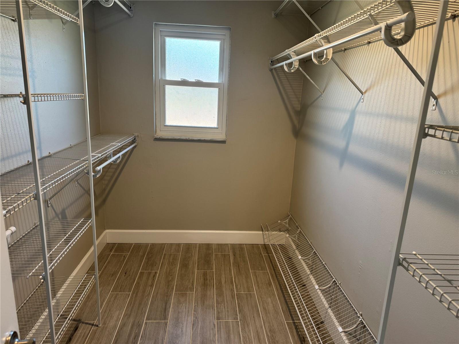 Image 31 of 60 For 1652 Palm Hill Drive