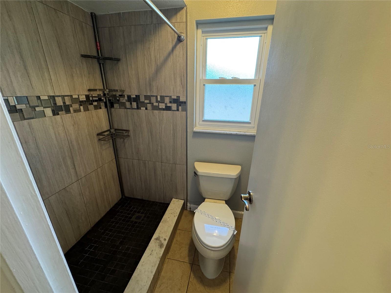 Image 34 of 60 For 1652 Palm Hill Drive