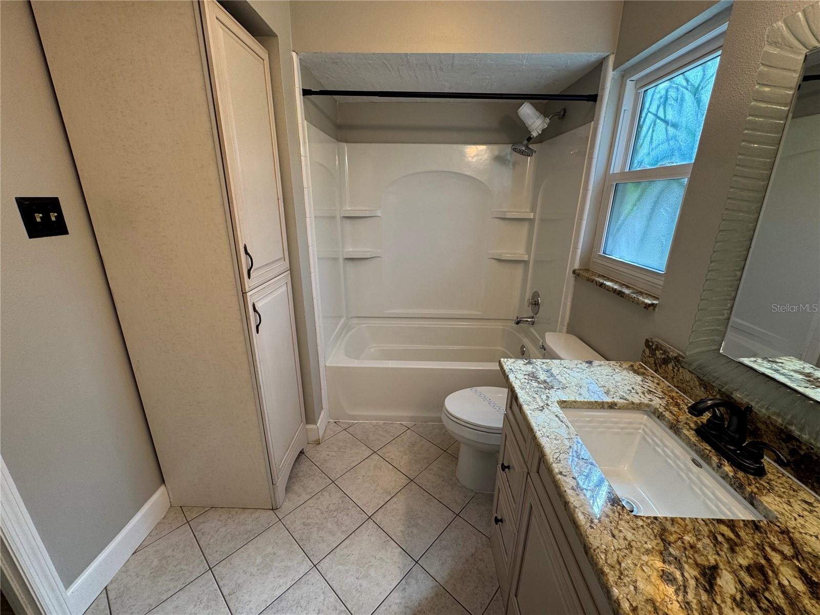 Image 42 of 60 For 1652 Palm Hill Drive