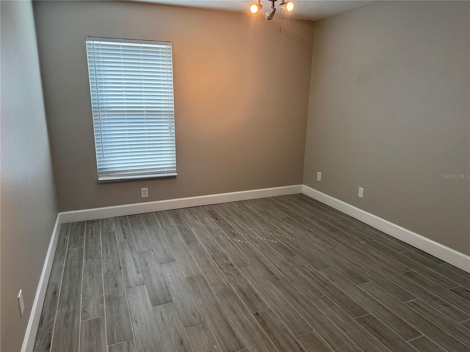 Image 49 of 60 For 1652 Palm Hill Drive