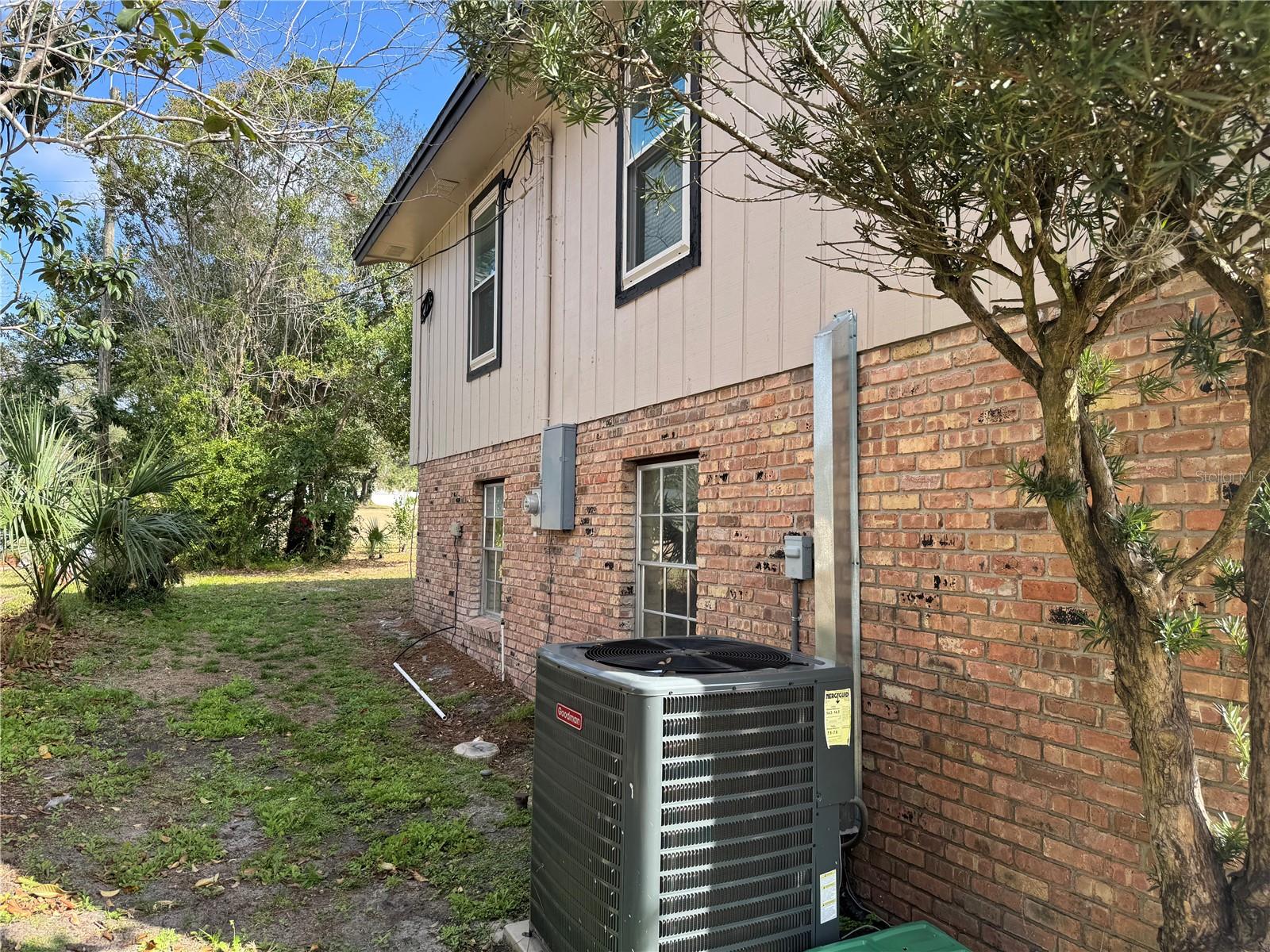 Image 9 of 60 For 1652 Palm Hill Drive