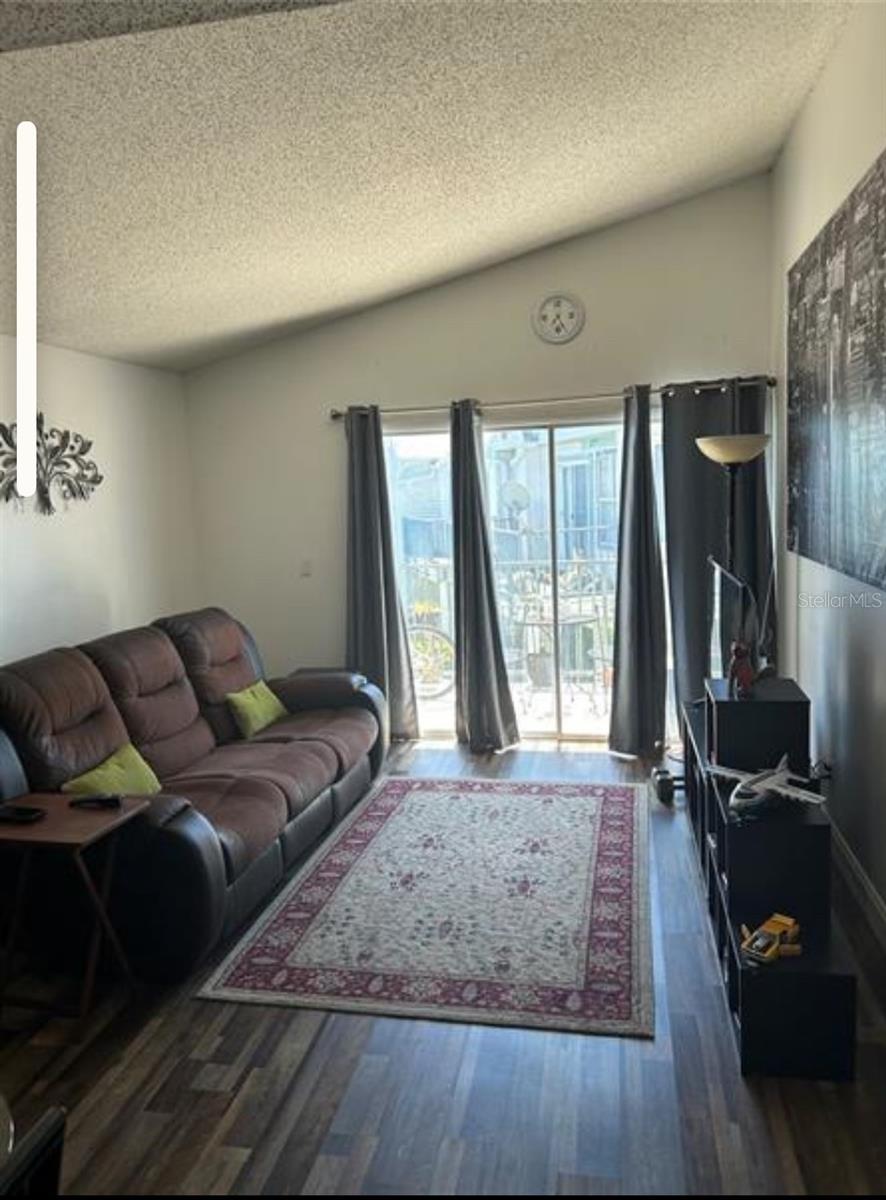 Image 4 of 9 For 2532 Woodgate Boulevard 205