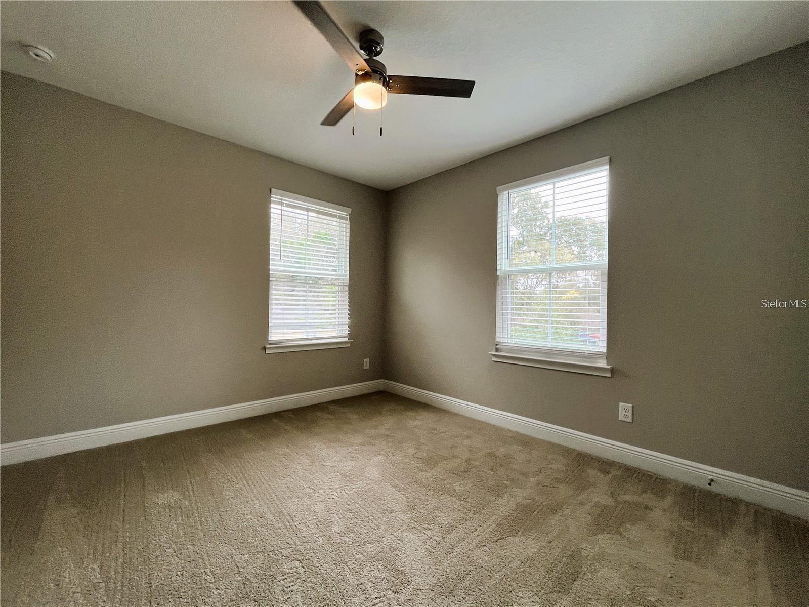 Image 24 of 27 For 2220 Bumby Avenue 120