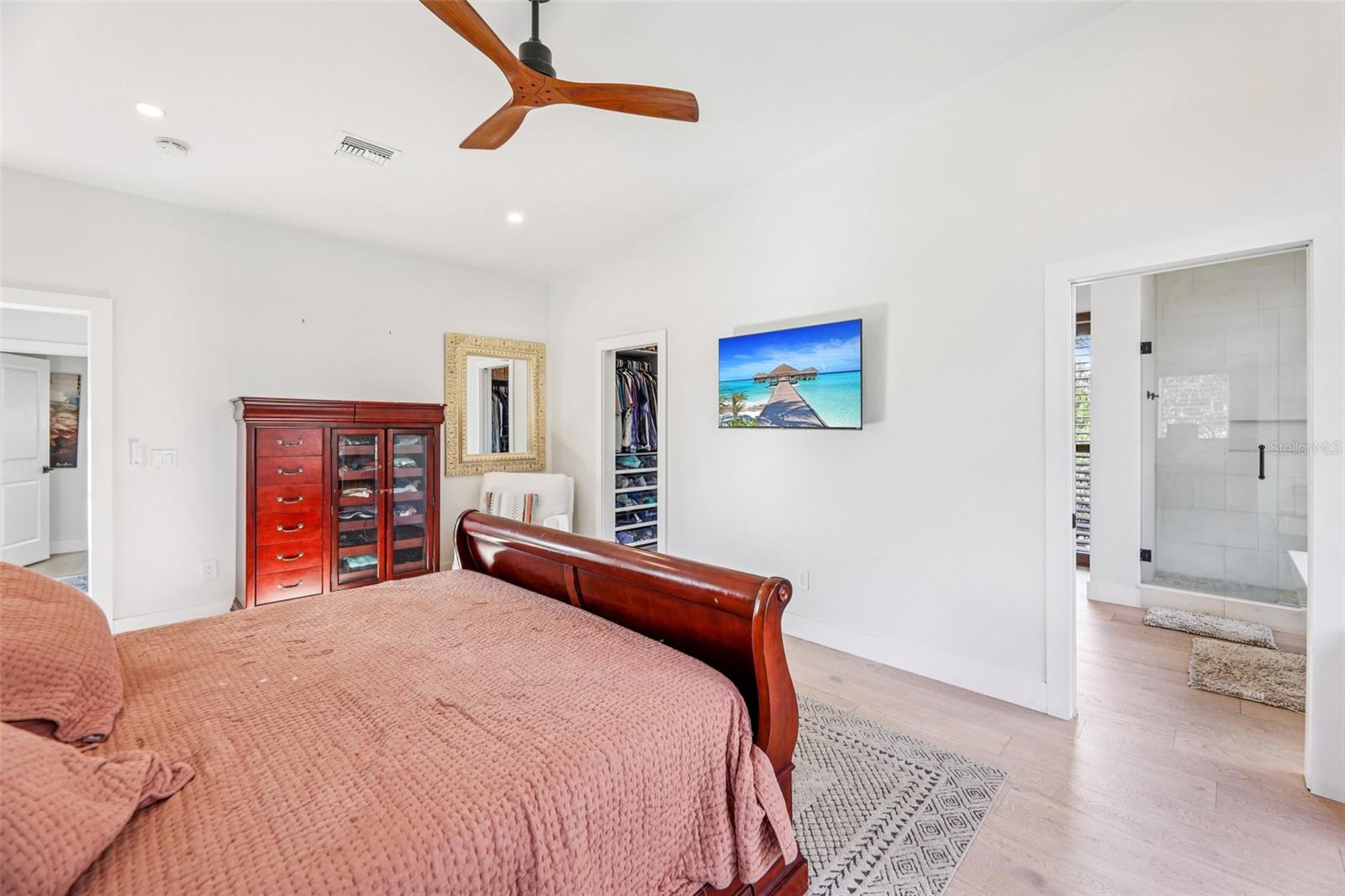 Image 47 of 64 For 1016 Howell Branch Road