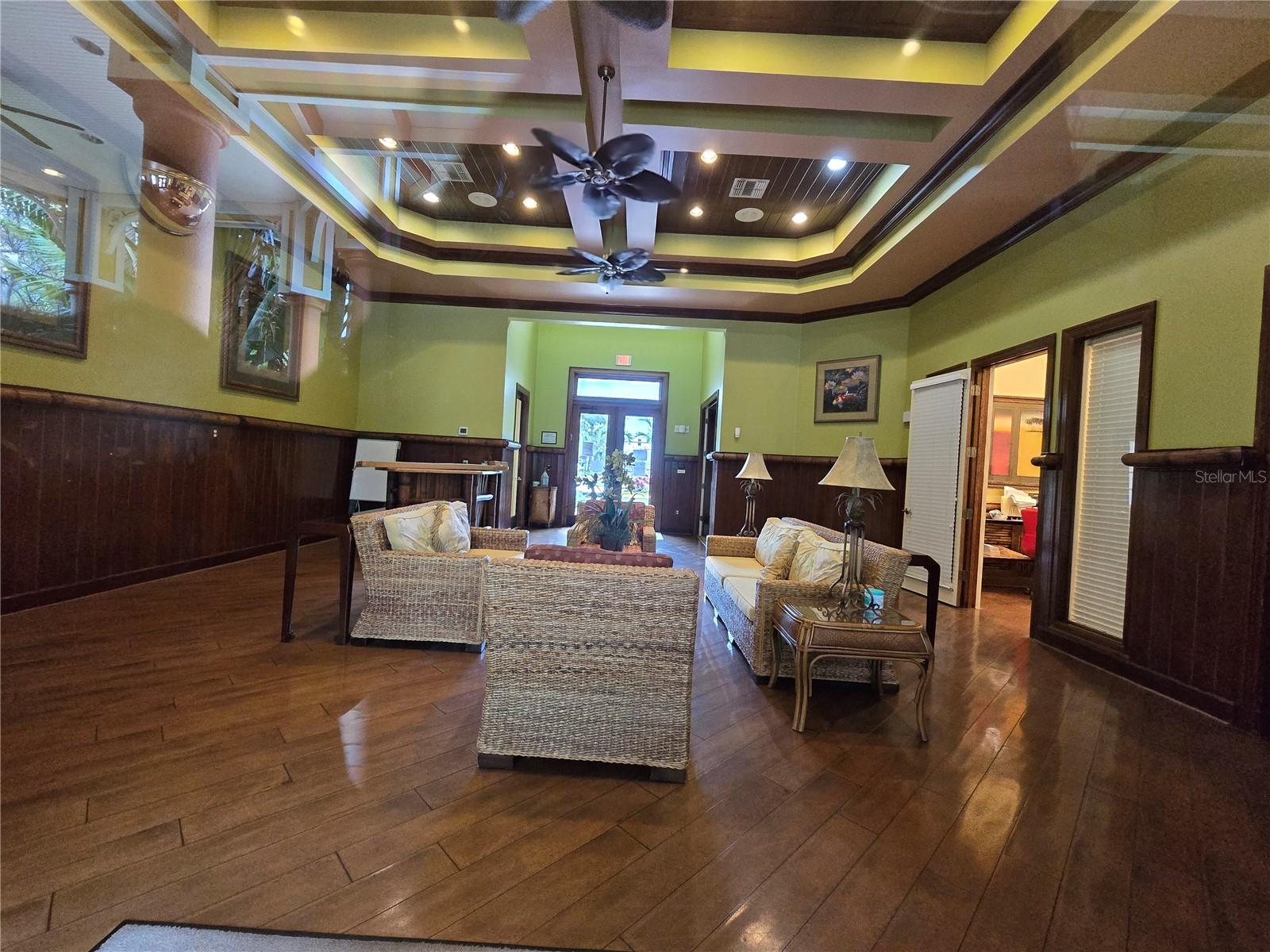 Image 25 of 38 For 4207 Dale Mabry Highway 8211