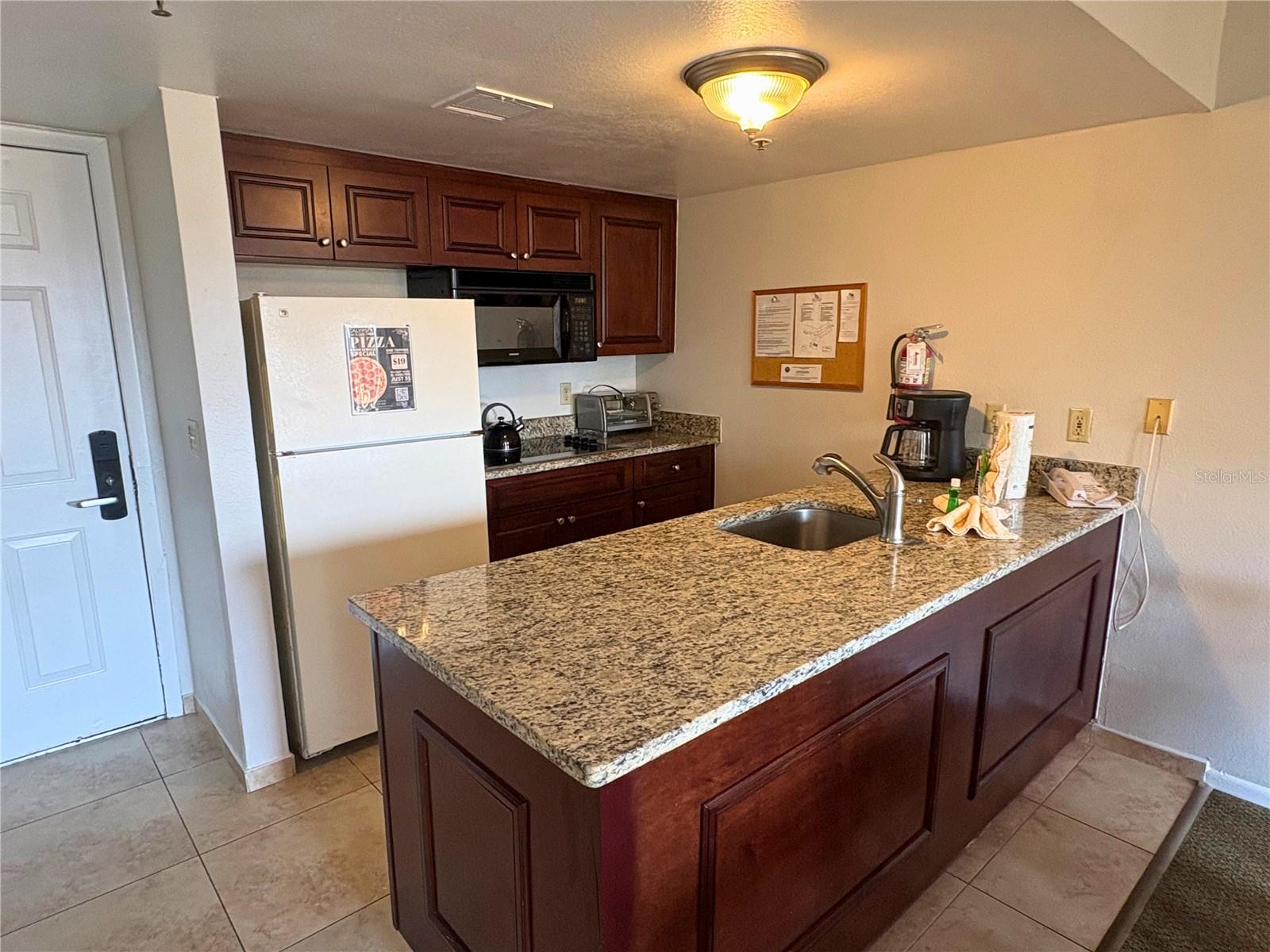 Image 4 of 22 For 6324 Parc Corniche Drive 1313