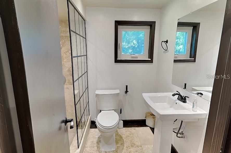 Image 9 of 18 For 10140 Lake Louisa Road A