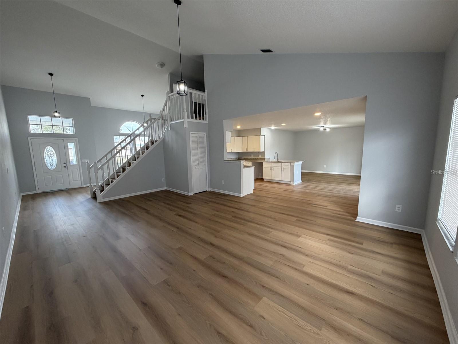 Image 6 of 24 For 6812 Moorhen Circle