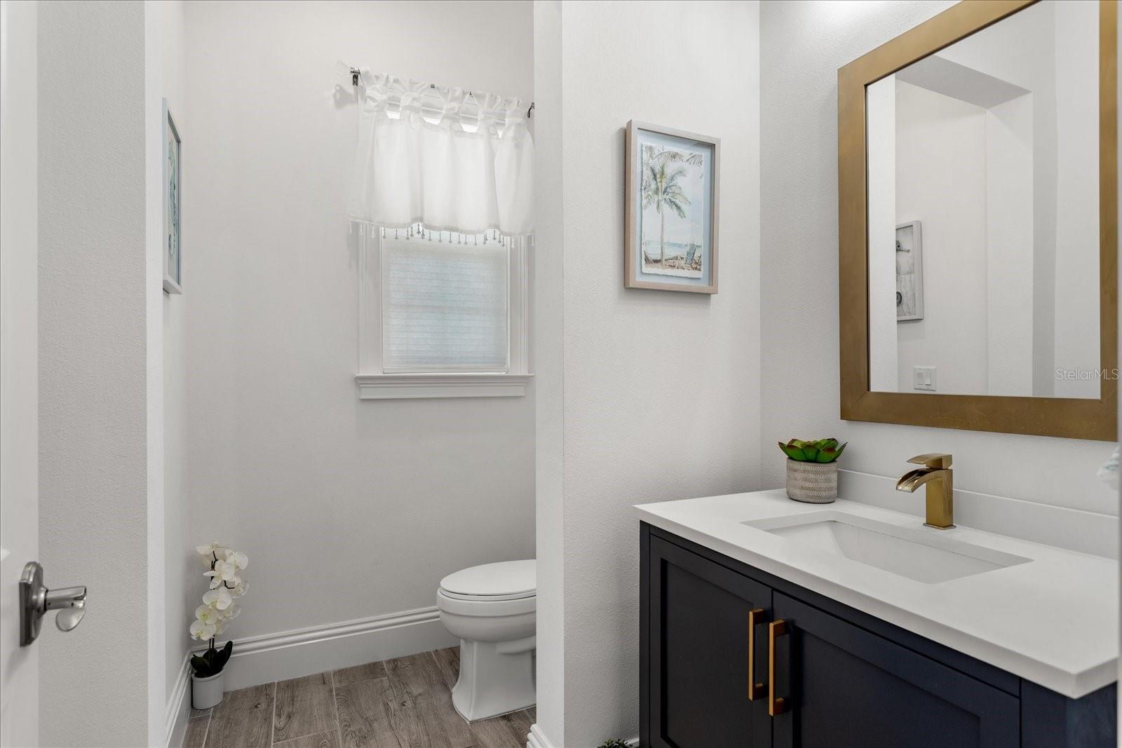 Image 32 of 61 For 13283 Alderley Drive