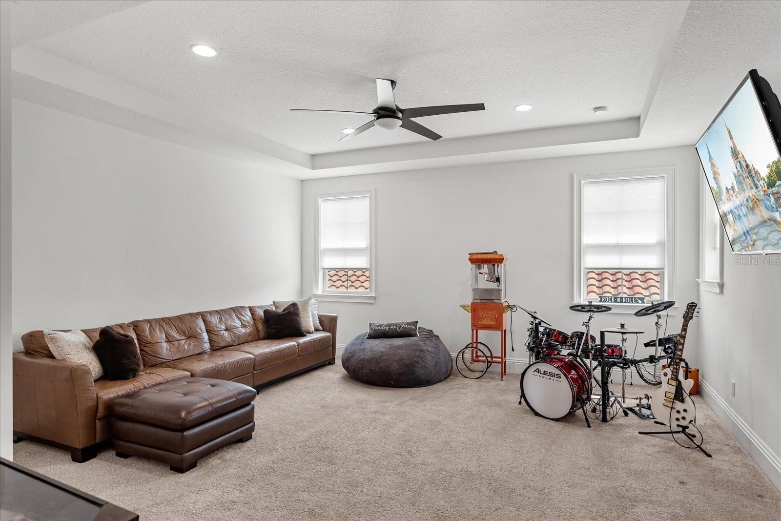 Image 40 of 61 For 13283 Alderley Drive