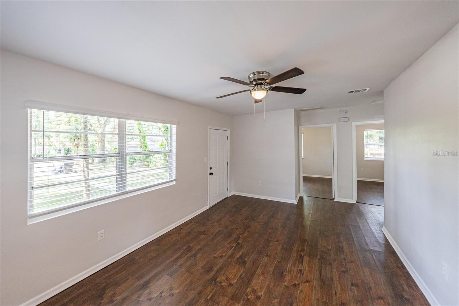 Image 15 of 23 For 1115 Mills Avenue