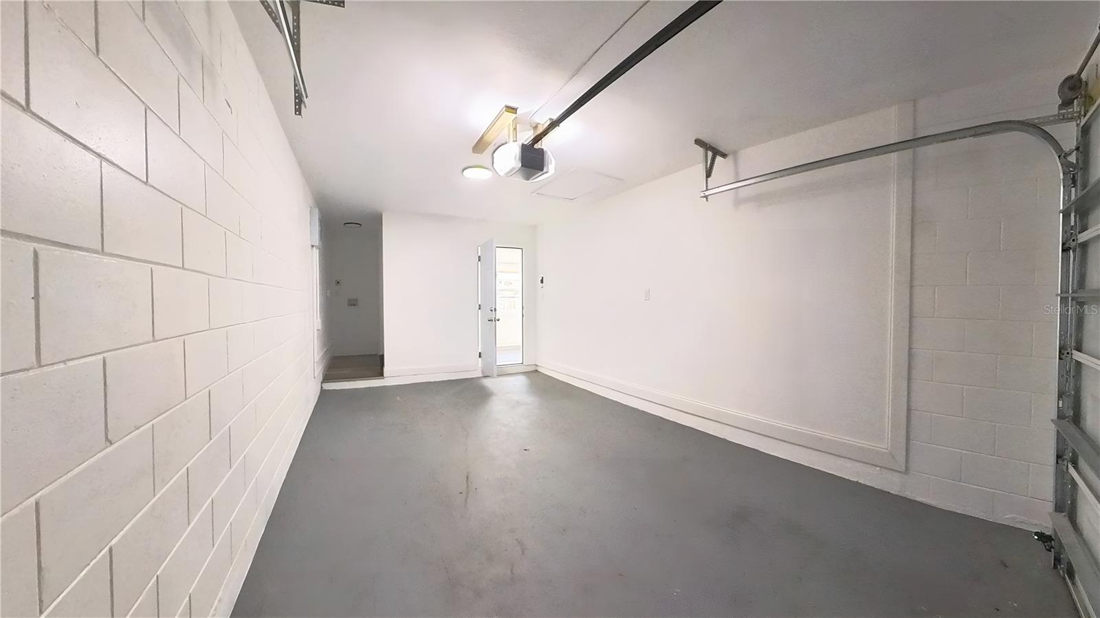 Image 16 of 19 For 216 Jean Street