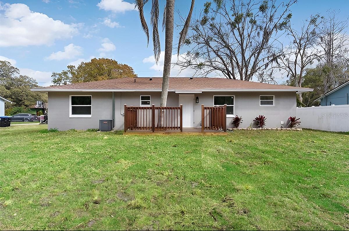 Image 18 of 19 For 216 Jean Street