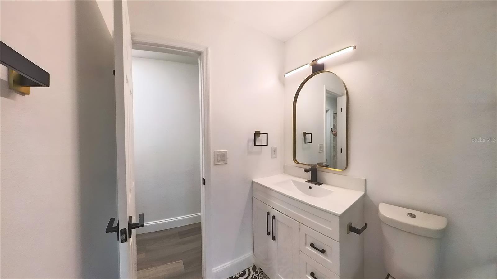 Image 9 of 19 For 216 Jean Street