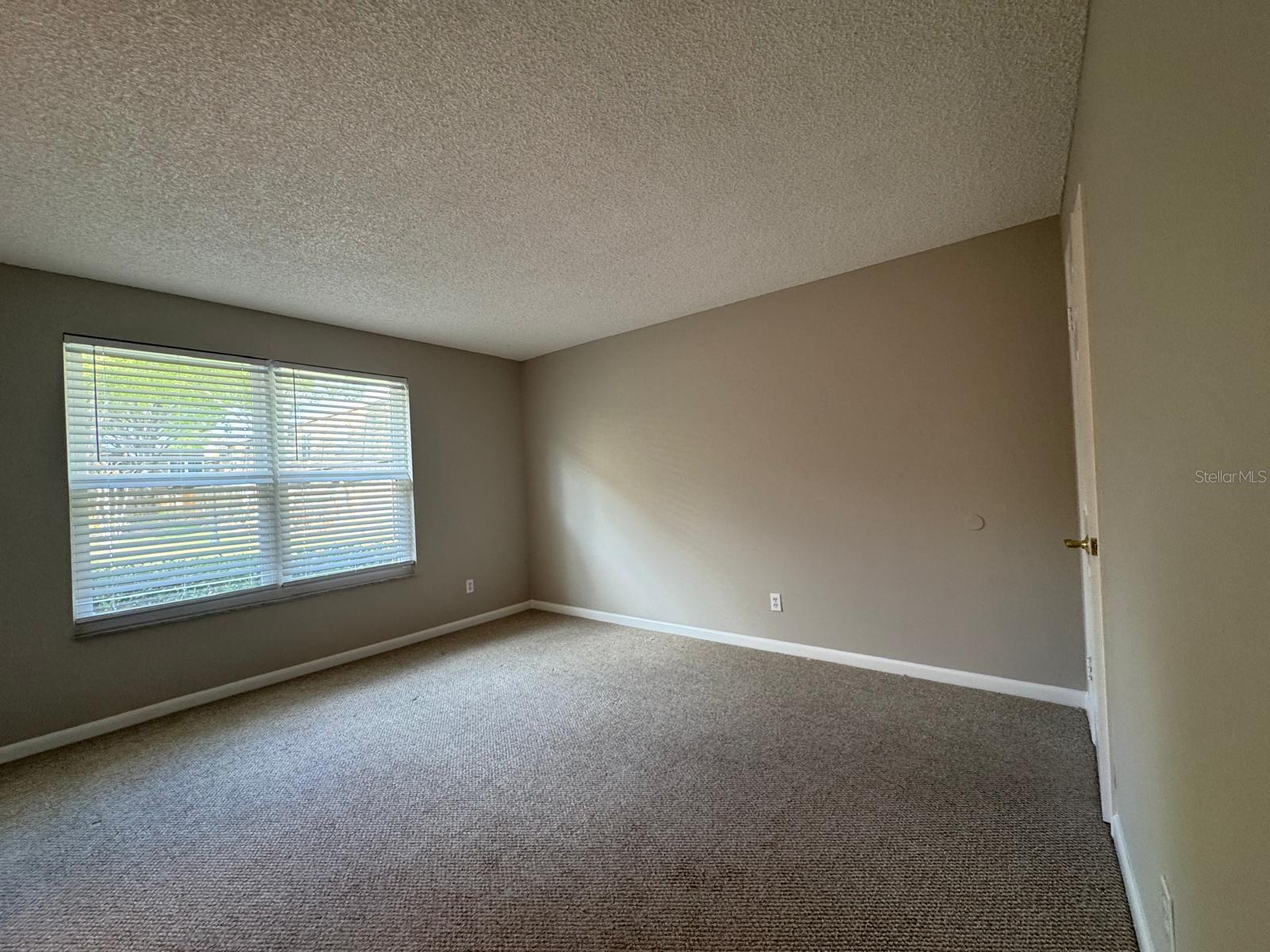 Image 10 of 23 For 200 Saint Andrews Boulevard 2302