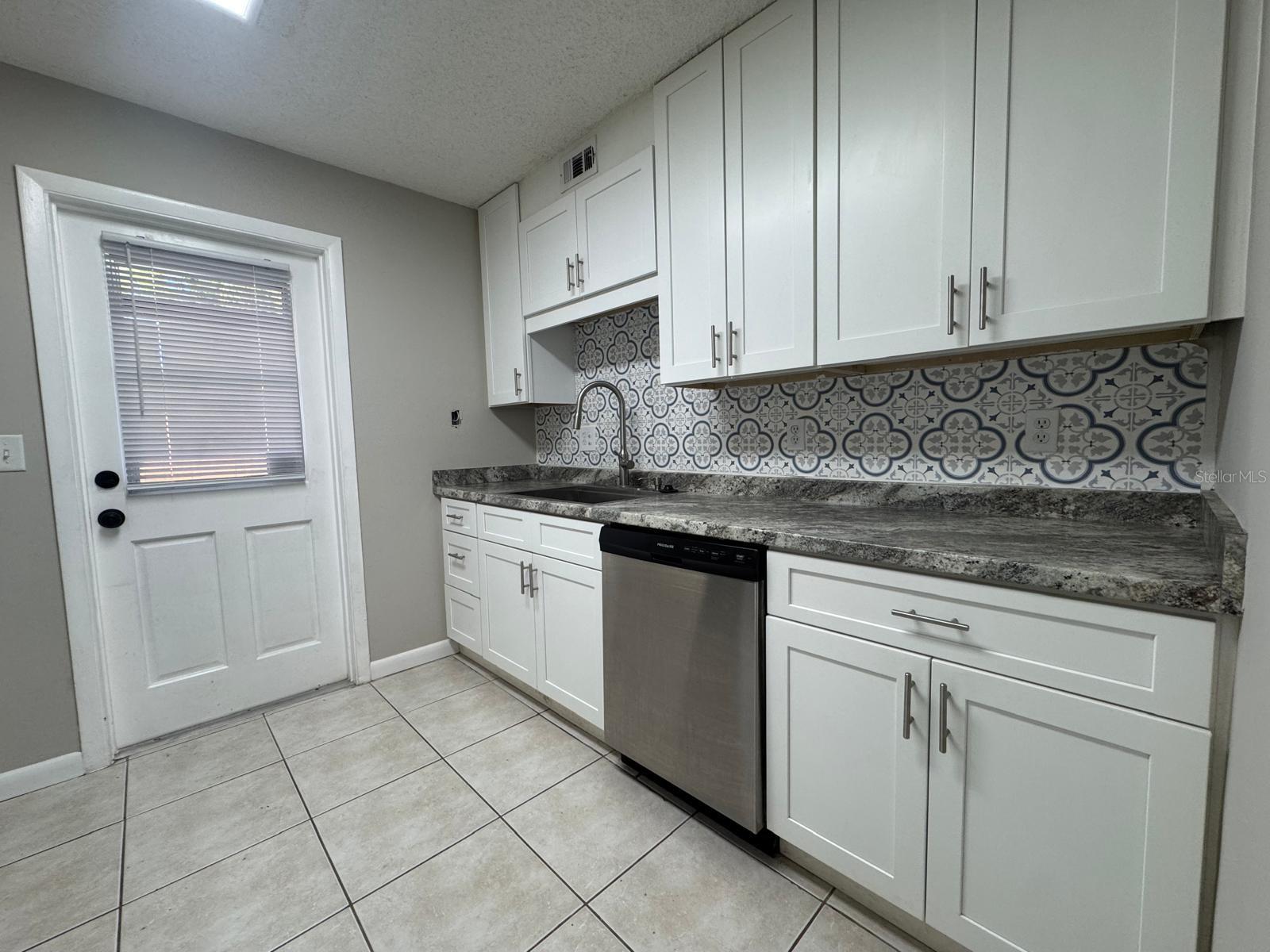 Image 6 of 23 For 200 Saint Andrews Boulevard 2302