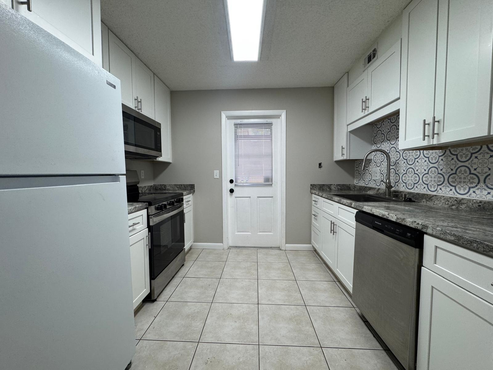 Image 7 of 23 For 200 Saint Andrews Boulevard 2302