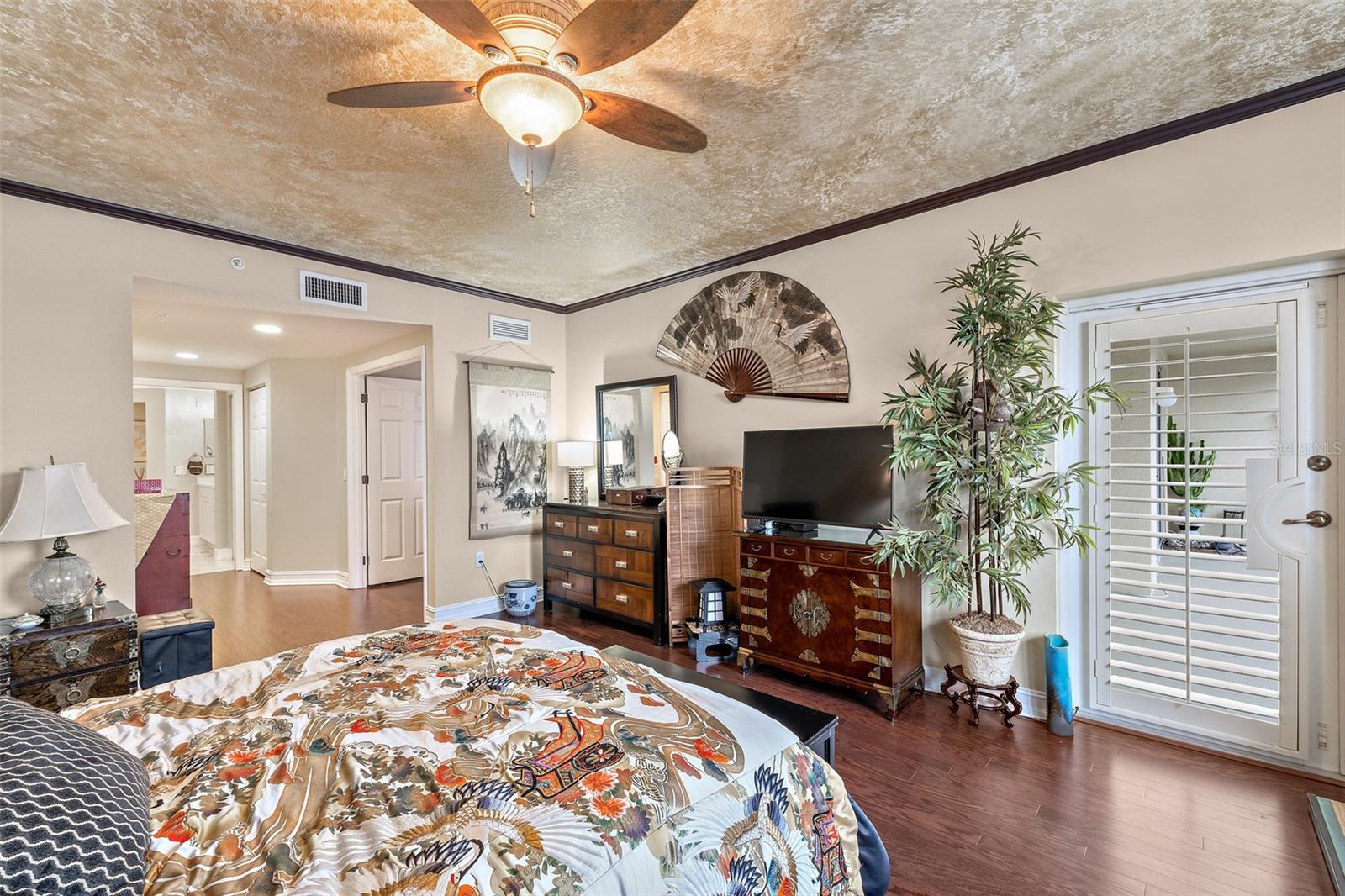 Image 27 of 47 For 134 Starboard Lane 402