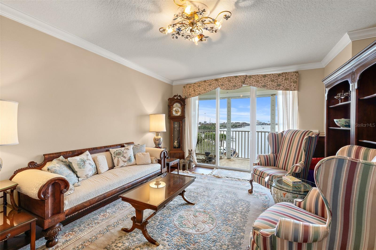 Image 5 of 47 For 134 Starboard Lane 402