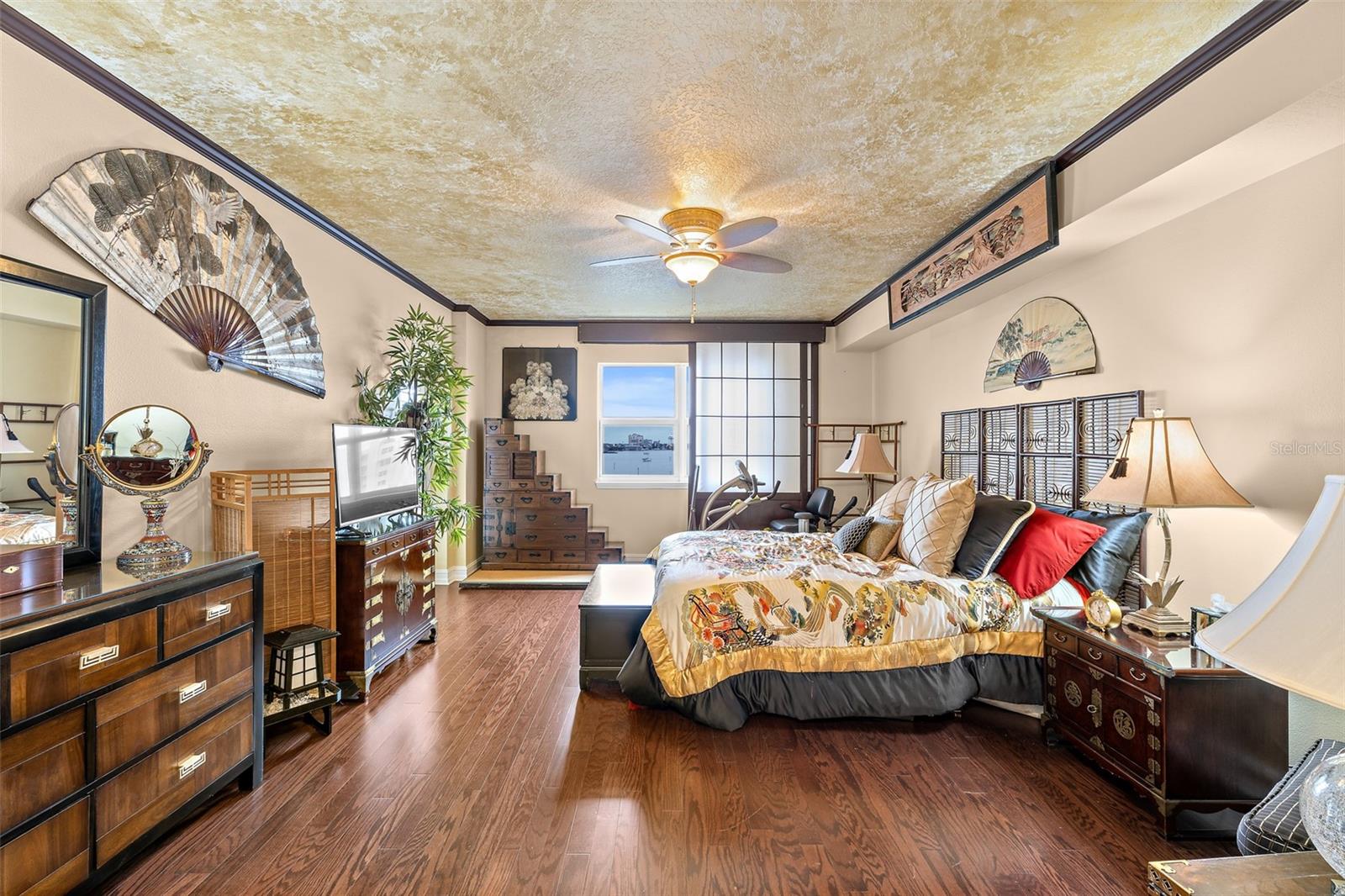 Image 8 of 47 For 134 Starboard Lane 402