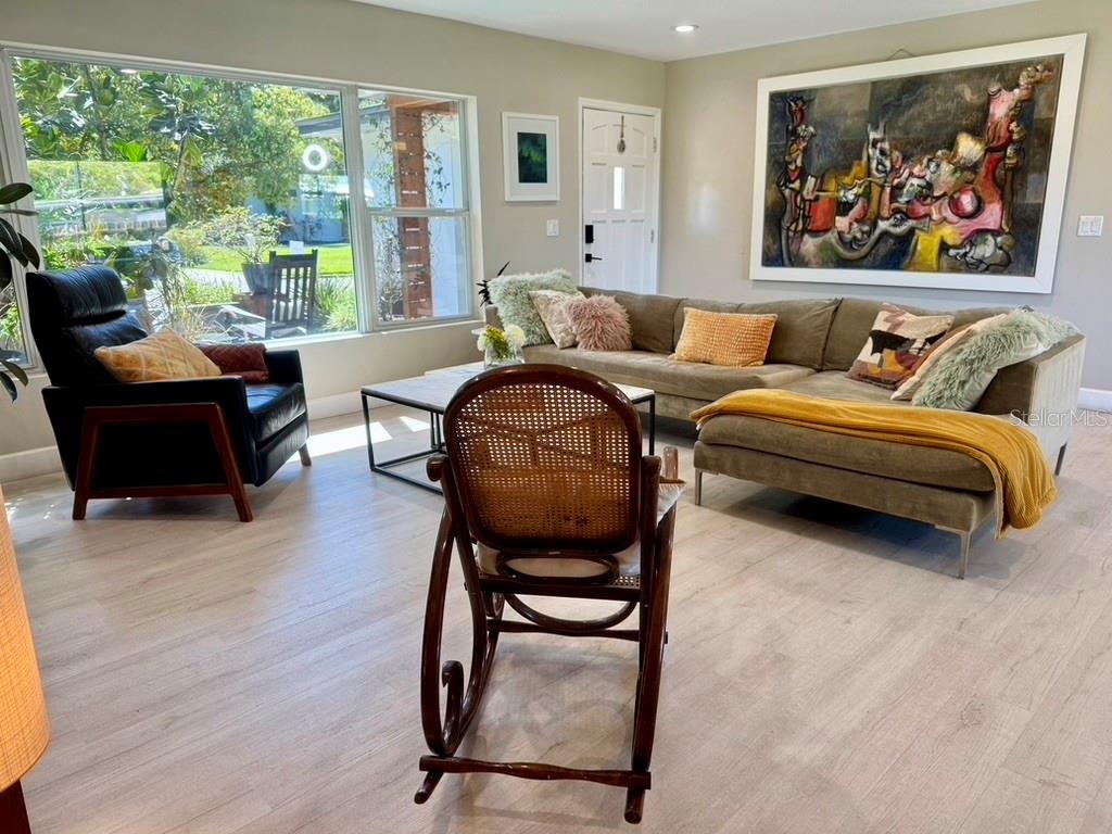 Image 10 of 87 For 1815 Barker Drive