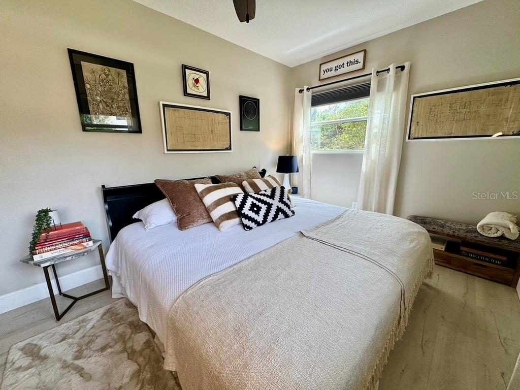 Image 21 of 87 For 1815 Barker Drive