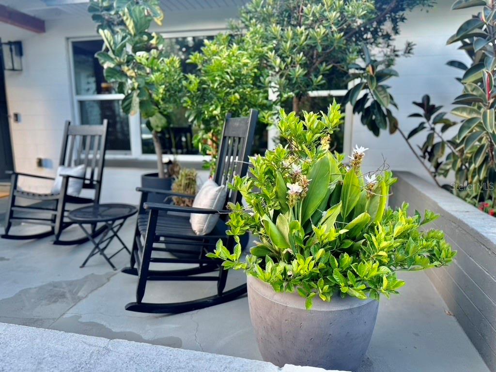 Image 43 of 87 For 1815 Barker Drive