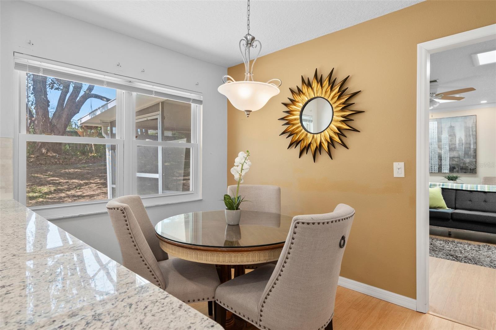 Image 14 of 33 For 476 Homer Avenue