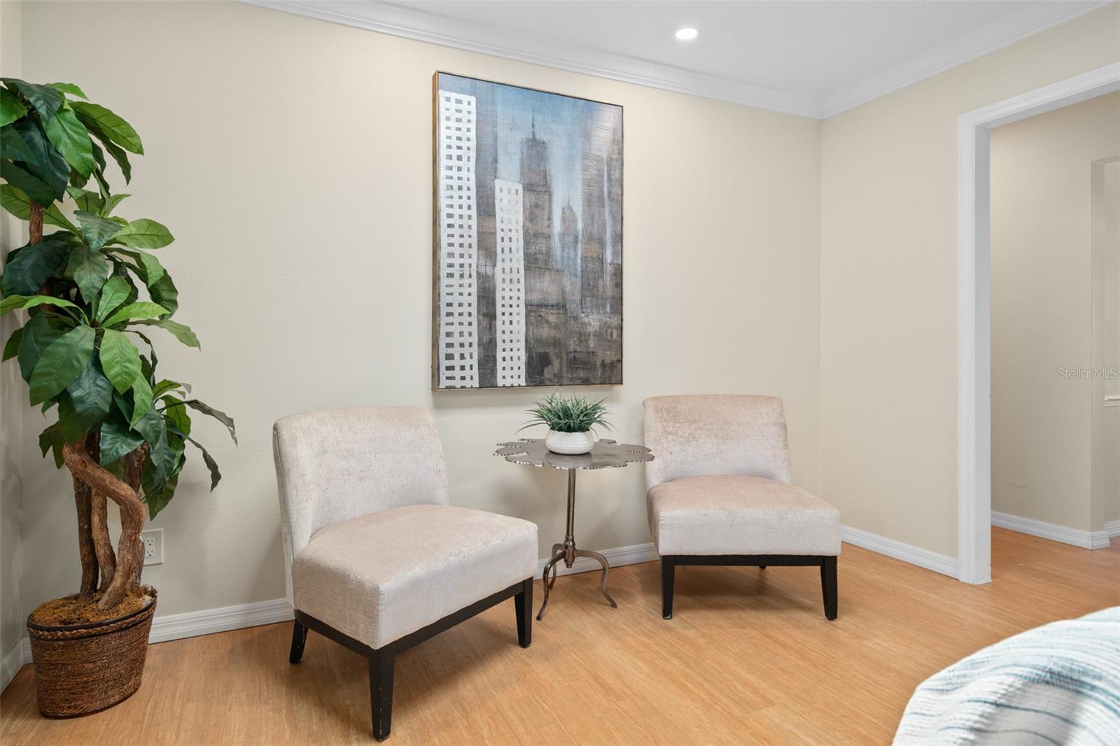 Image 18 of 33 For 476 Homer Avenue