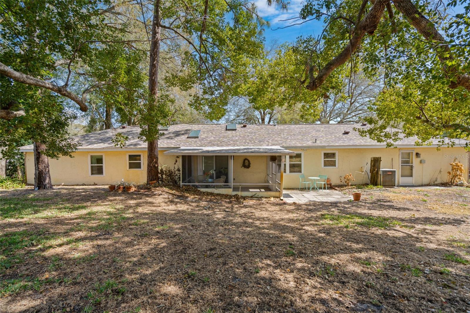 Image 29 of 33 For 476 Homer Avenue