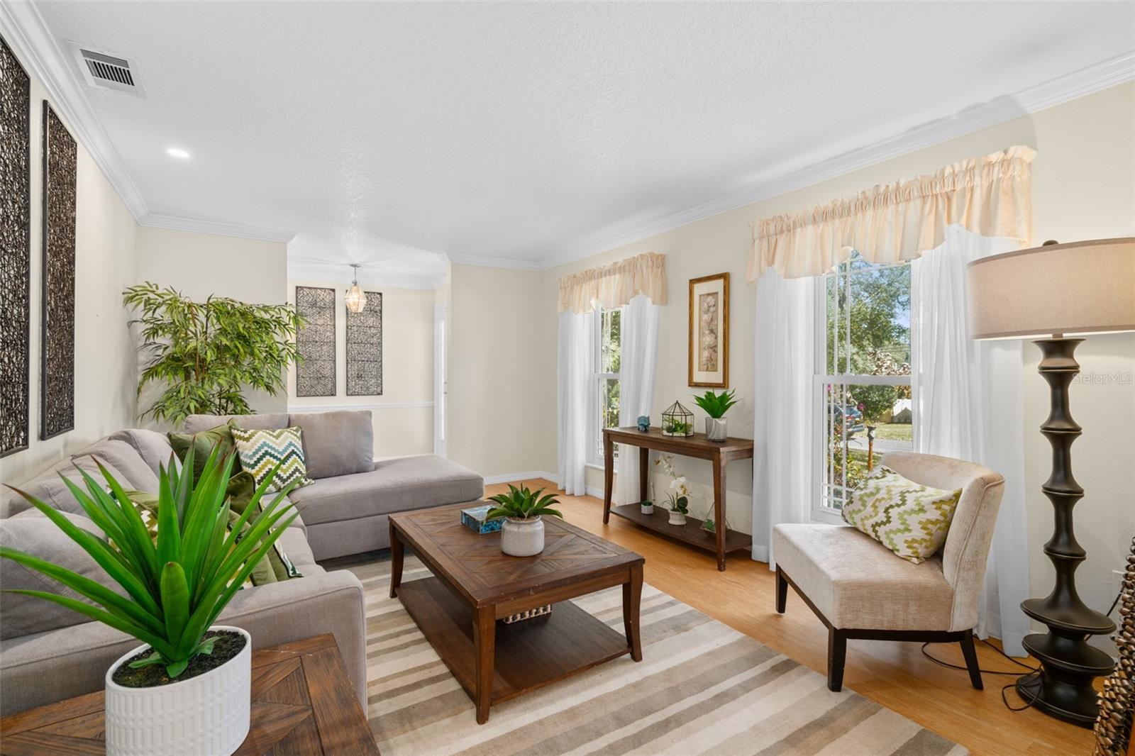 Image 6 of 33 For 476 Homer Avenue