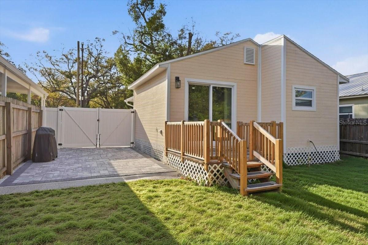 Image 12 of 13 For 2805 Mayer Street